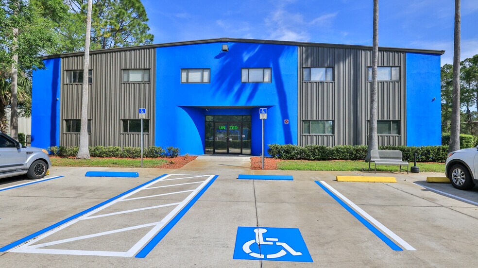 3 Aviator Way, Ormond Beach, FL for sale - Building Photo - Image 1 of 1