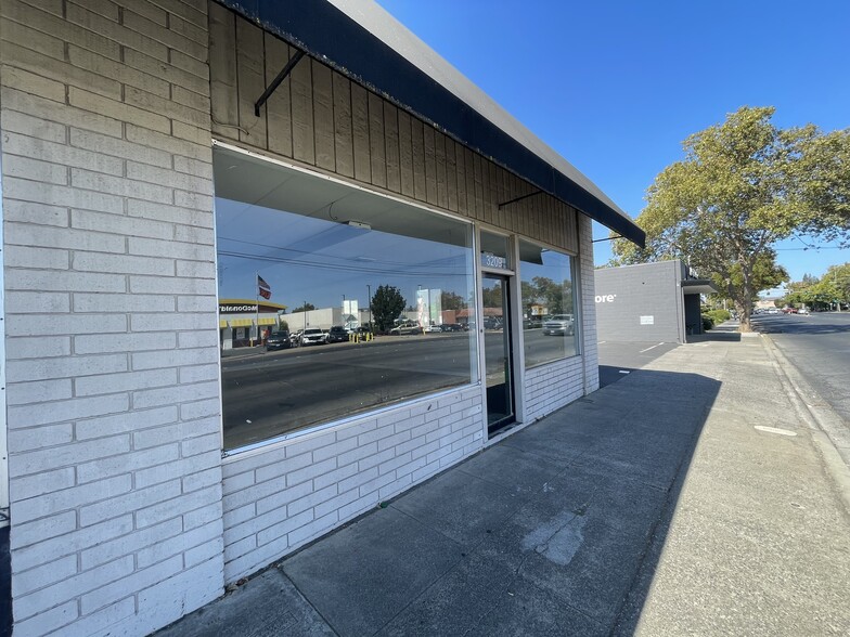 3201-3209 Jefferson St, Napa, CA for lease - Building Photo - Image 1 of 8