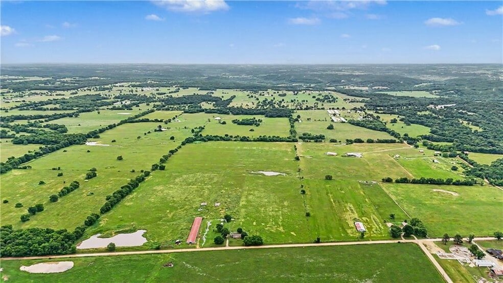 9858 N State Line Rd, Maysville, AR for sale - Building Photo - Image 2 of 12