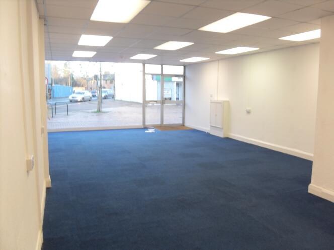5 Market Sq, Chesham for lease - Interior Photo - Image 2 of 4