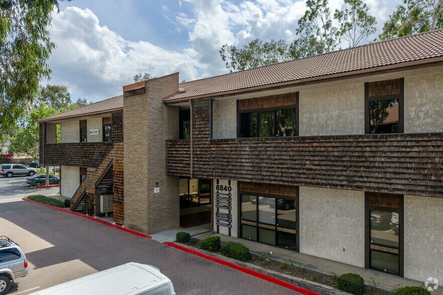 6840 Indiana Ave, Riverside, CA for lease - Building Photo - Image 3 of 4