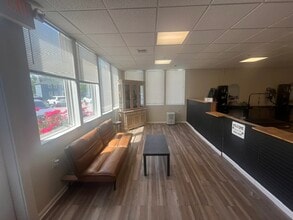 12-16 New Zealand Rd, Seabrook, NH for lease Interior Photo- Image 2 of 6