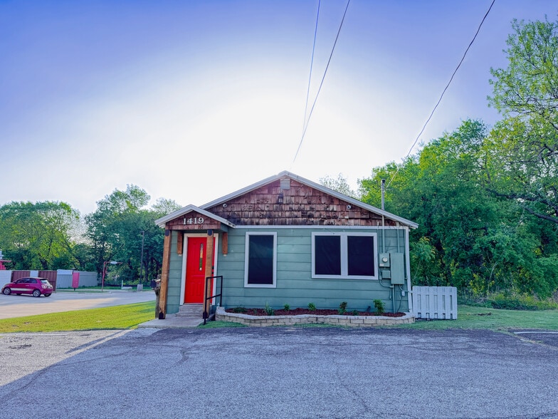 1419 S Main St, Weatherford, TX for sale - Building Photo - Image 2 of 15