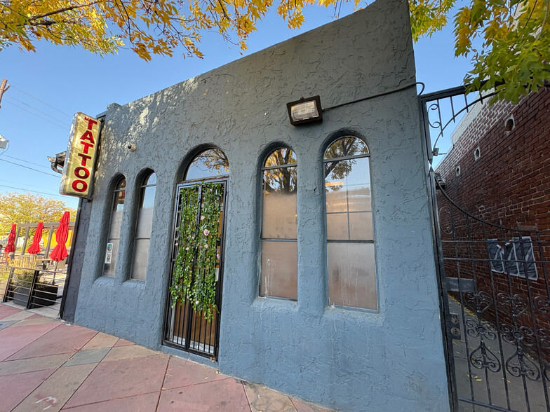 674 Santa Fe Dr, Denver, CO for sale - Building Photo - Image 1 of 7