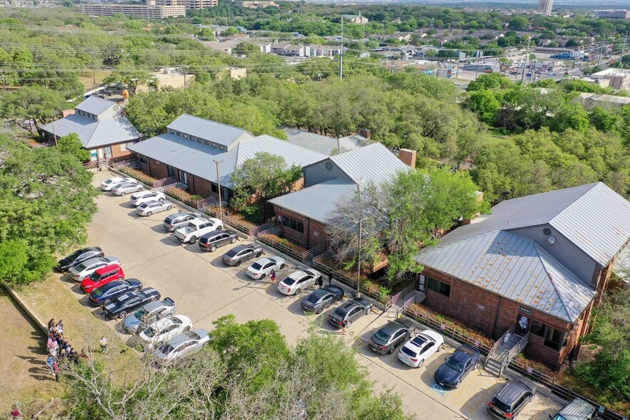 8600 Wurzbach Rd, San Antonio, TX for lease - Building Photo - Image 3 of 10