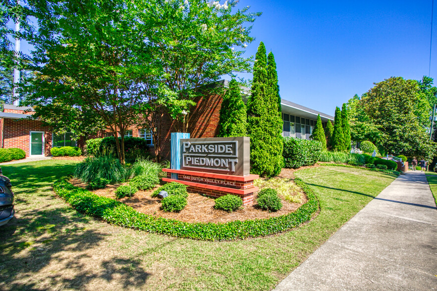 1440 Dutch Valley Pl NE, Atlanta, GA for lease - Building Photo - Image 1 of 7