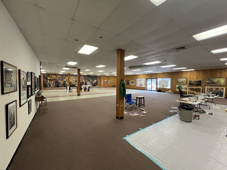 681 Bath Rd, Wiscasset, ME for lease - Building Photo - Image 3 of 8