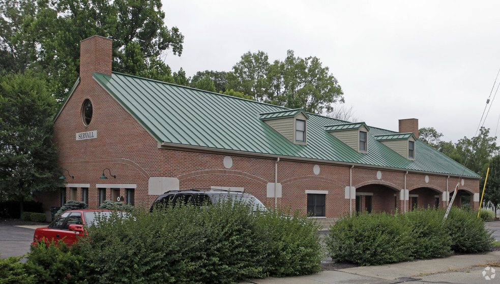 309 E Sharon Rd, Cincinnati, OH for lease - Building Photo - Image 3 of 31