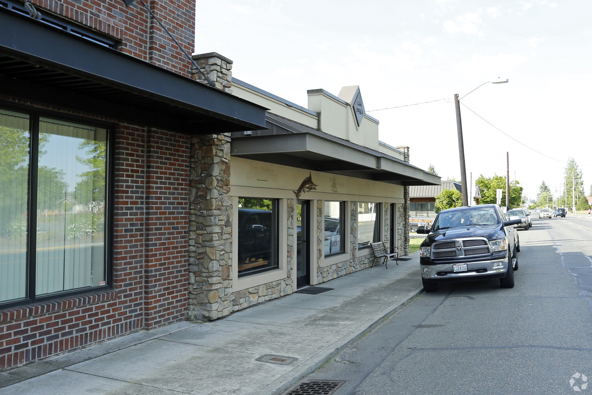 1327 Cole St, Enumclaw, WA for sale Primary Photo- Image 1 of 1