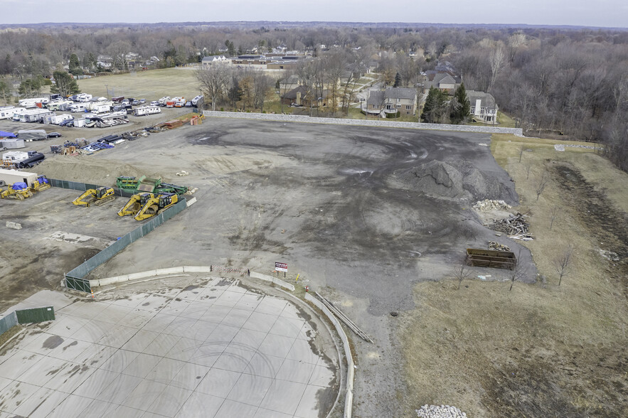 Simone Industrial Dr, Shelby Township, MI for lease - Construction Photo - Image 1 of 3