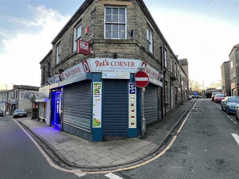 31 Northgate, Cleckheaton for sale - Primary Photo - Image 1 of 1