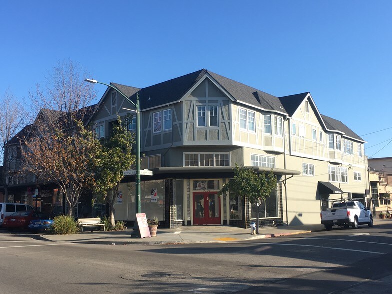 1120-1126 Solano Ave, Albany, CA for sale - Building Photo - Image 1 of 1