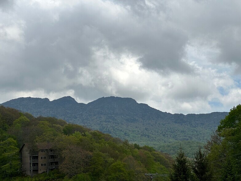 TBD Tynecastle, Banner Elk, NC 28604 Prime Banner Elk Tract