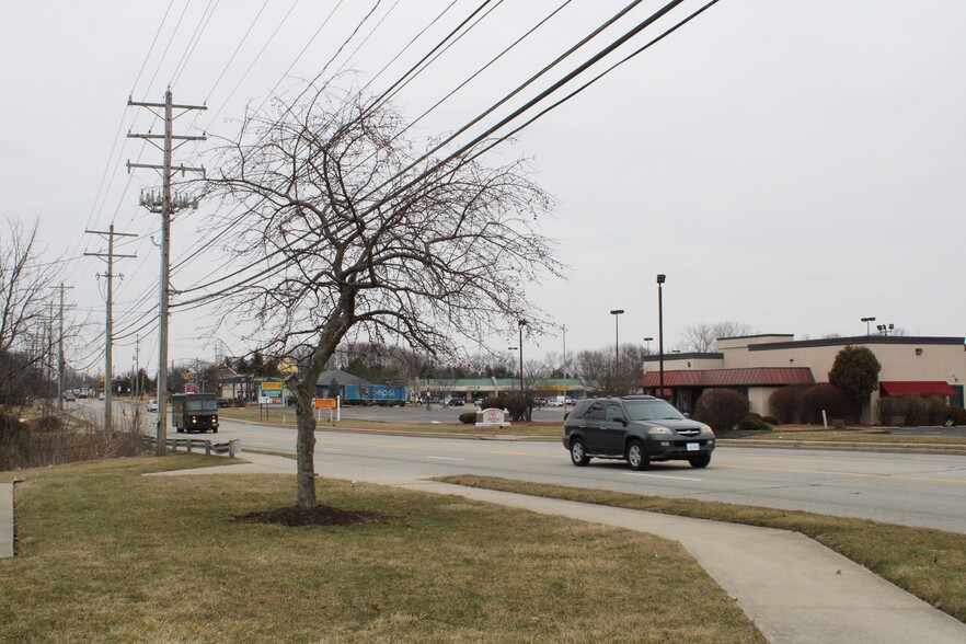 5725 Cleveland Ave, Columbus, OH for sale - Building Photo - Image 3 of 14