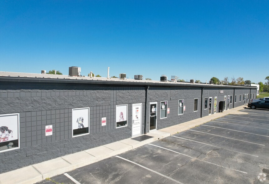 4340 W 96th St, Indianapolis, IN 46268