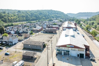 1075 Airbrake Ave, Turtle Creek, PA - AERIAL map view