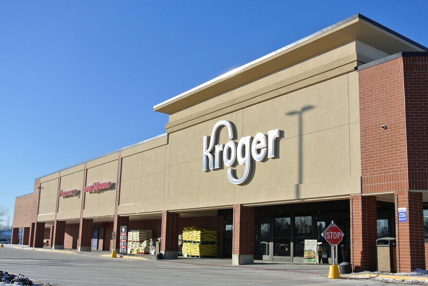 4200 S East St, Indianapolis, IN 46227 Southern Plaza