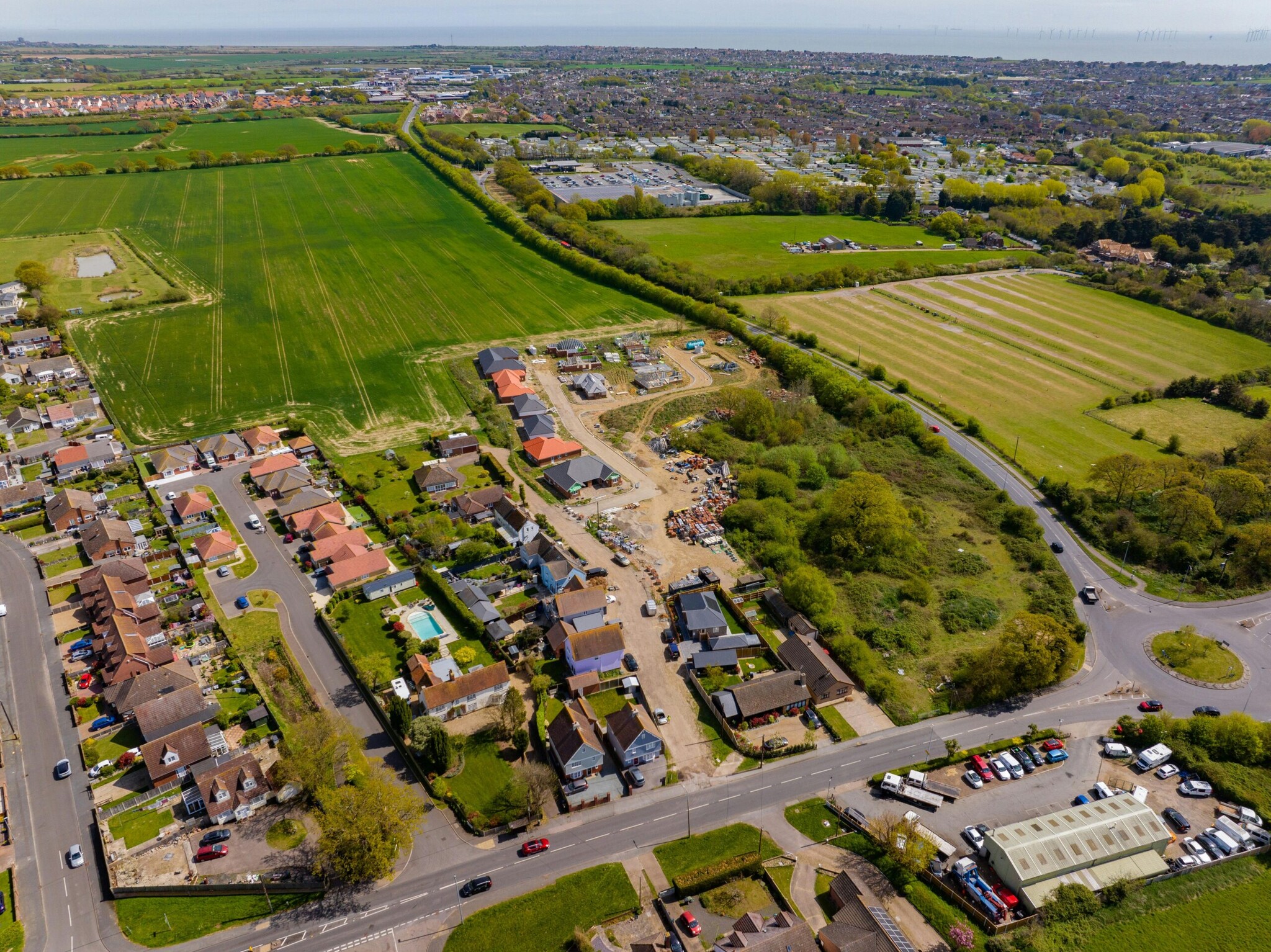 59-61 London Rd, Little Clacton for sale Primary Photo- Image 1 of 3