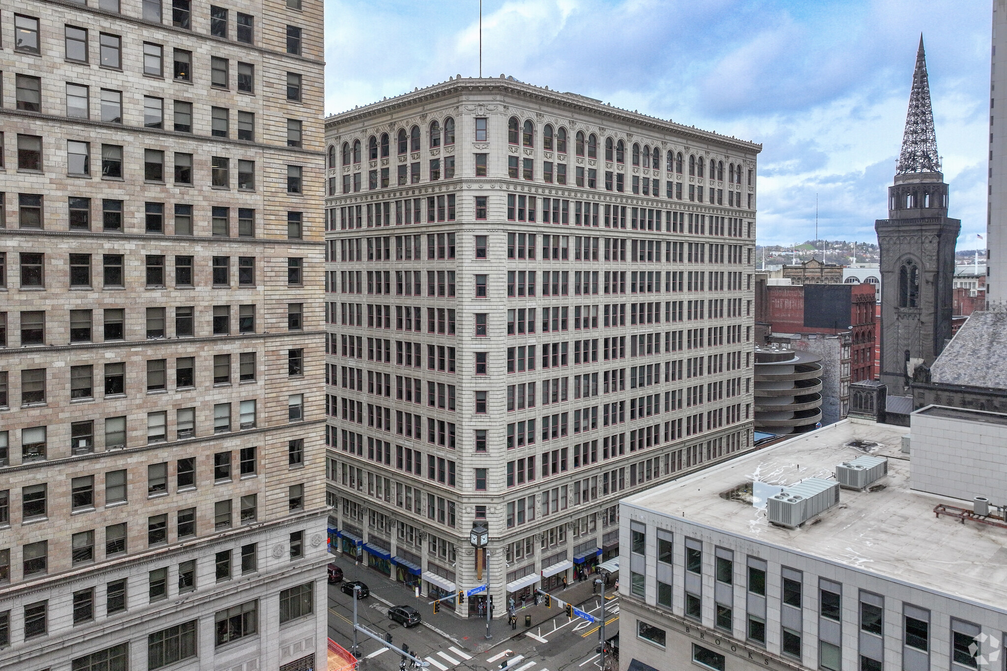 325 6th Ave, Pittsburgh, PA for sale Primary Photo- Image 1 of 1