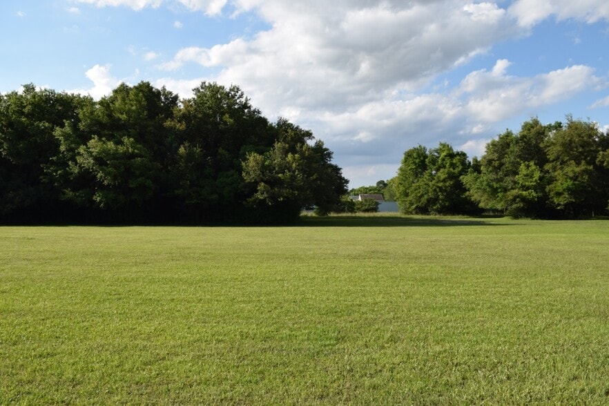 3425 E. Walnut, Pearland, TX for sale - Building Photo - Image 1 of 8