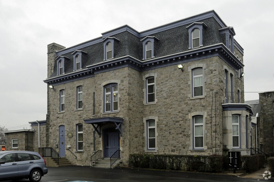 4811 Germantown Ave, Philadelphia, PA for lease - Building Photo - Image 2 of 5