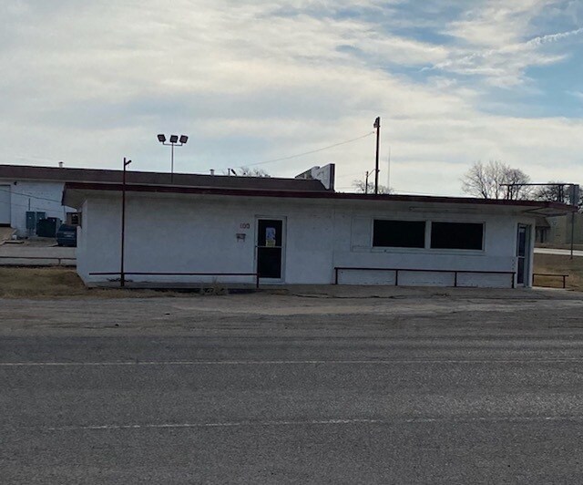 100 US 77 Hwy, Marietta, OK for sale Building Photo- Image 1 of 1