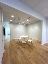 421-427 Sheridan Rd, Highwood, IL for lease Interior Photo- Image 2 of 7