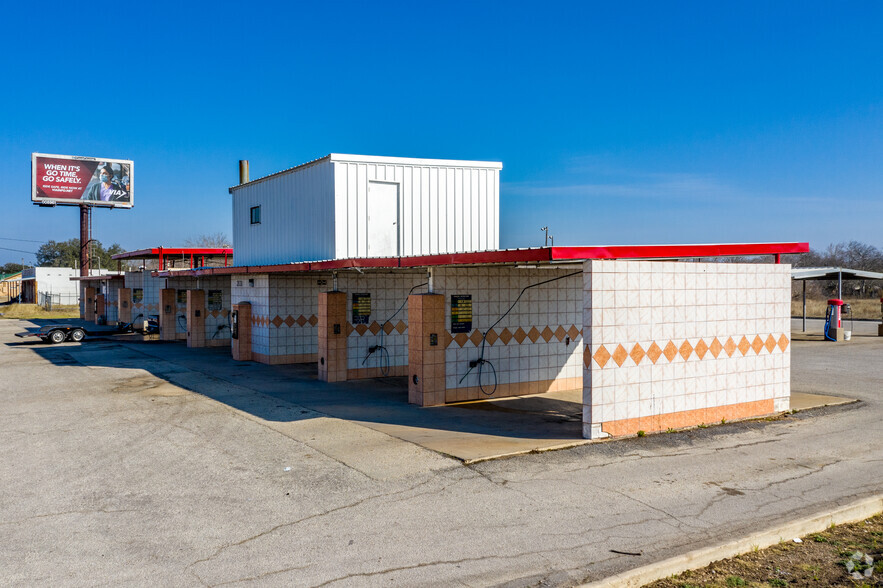 2830 Rigsby Ave, San Antonio, TX for sale - Building Photo - Image 2 of 15