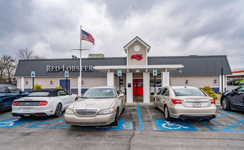 4825 Coldwater Rd, Fort Wayne, IN for sale - Building Photo - Image 1 of 1