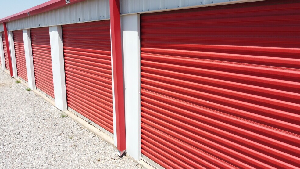 4300 Wilbarger Street, Vernon, TX 76384 NVT Storage Portfolio
