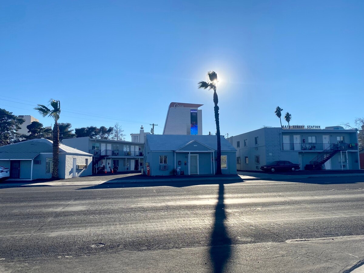 110 E Bonanza Rd, Las Vegas, NV 89101