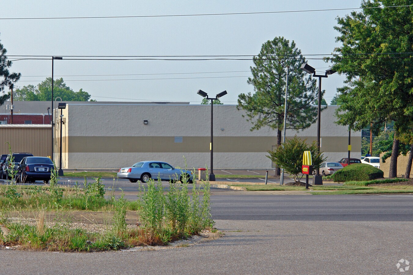 3447 Mill Branch Rd, Memphis, TN 38116