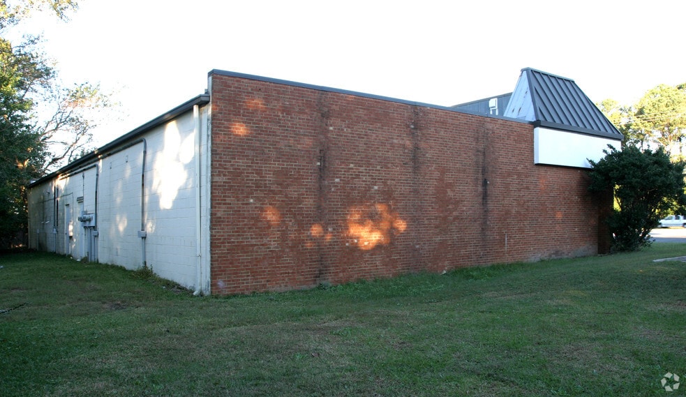 4417 Shore Dr, Virginia Beach, VA for lease - Building Photo - Image 3 of 4