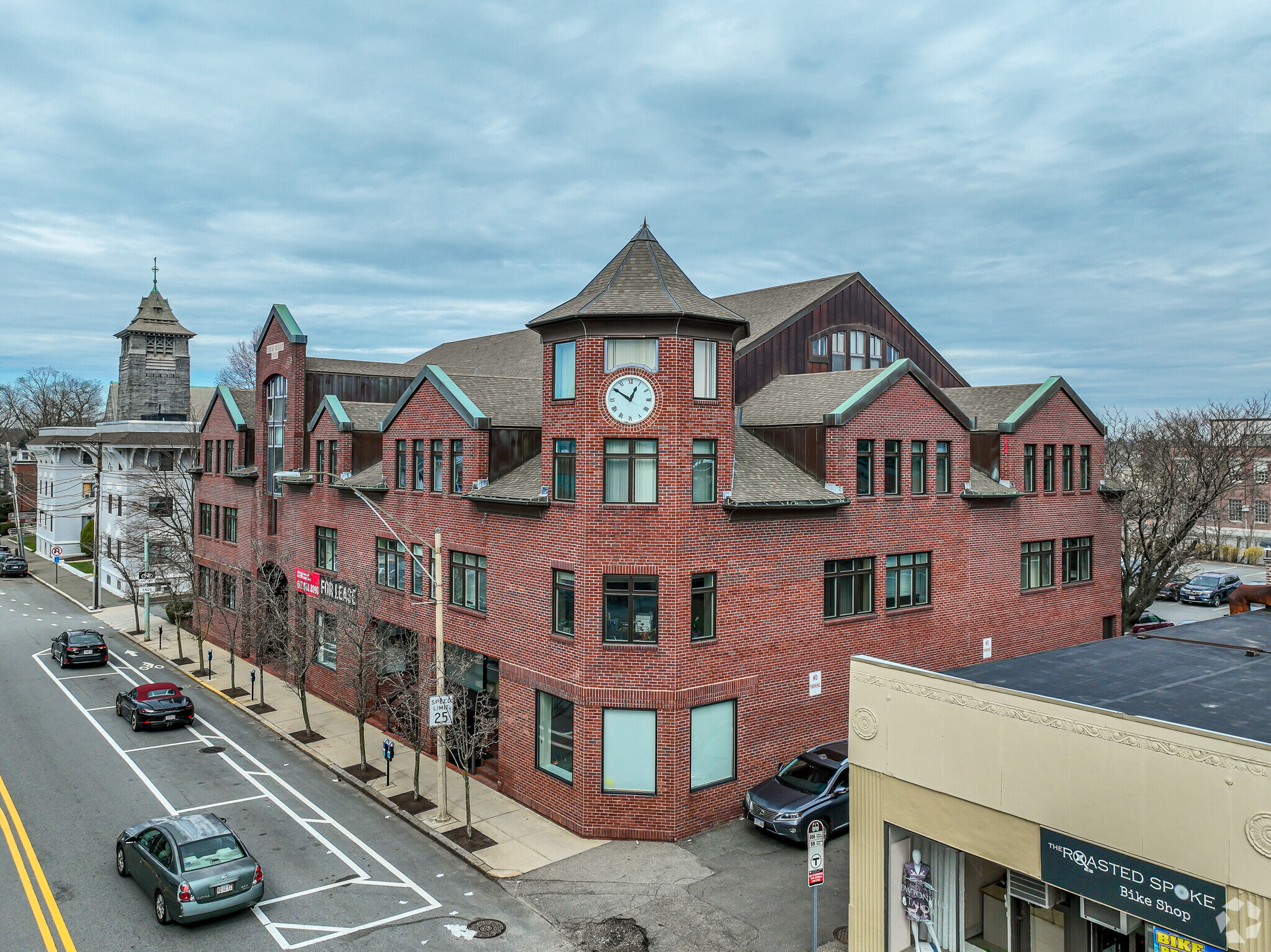 246 Walnut St, Newton, MA for lease Primary Photo- Image 1 of 6