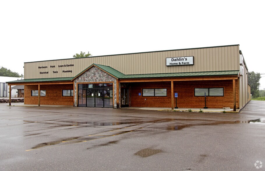 245 Cokato St E, Cokato, MN for sale - Primary Photo - Image 1 of 1