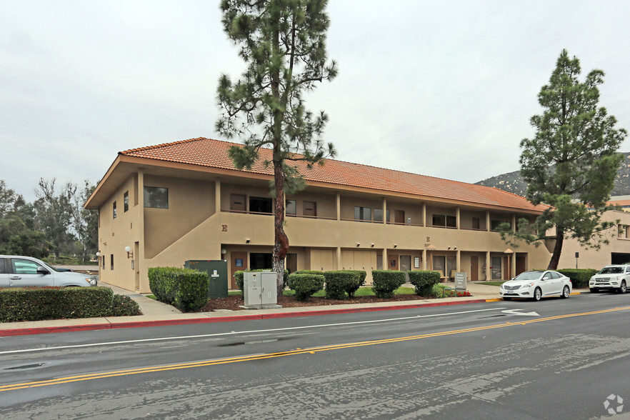 15525 Pomerado Rd, Poway, CA for sale - Primary Photo - Image 1 of 1