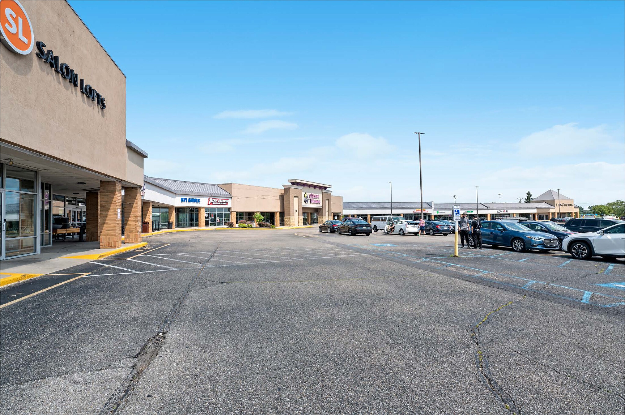 9950-9998 Kings Auto Mall Rd, Cincinnati, OH for lease Building Photo- Image 1 of 3