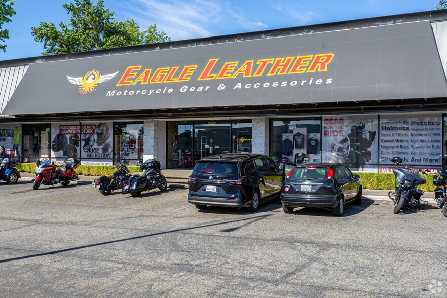 10222 S Tacoma Way, Lakewood, WA for lease - Building Photo - Image 1 of 23