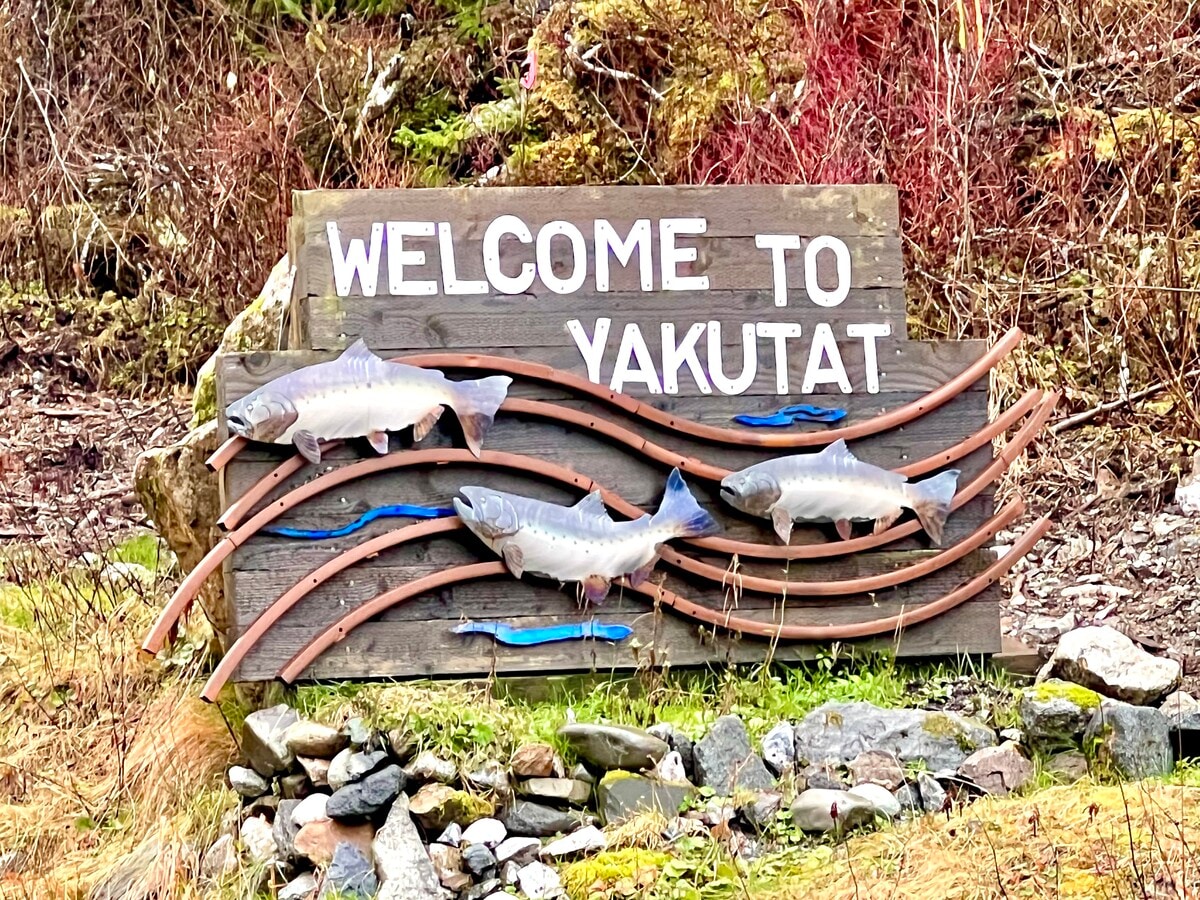 131 Mallott Ave, Yakutat, AK 99689 Yakutat Hardware for Sale