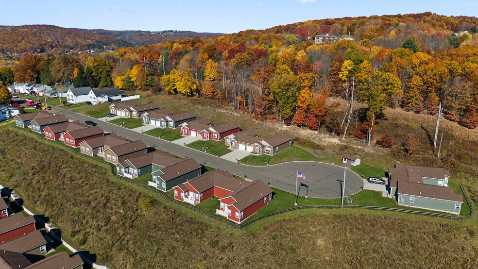 501 E Franklin St, Endicott, NY for sale - Building Photo - Image 2 of 41