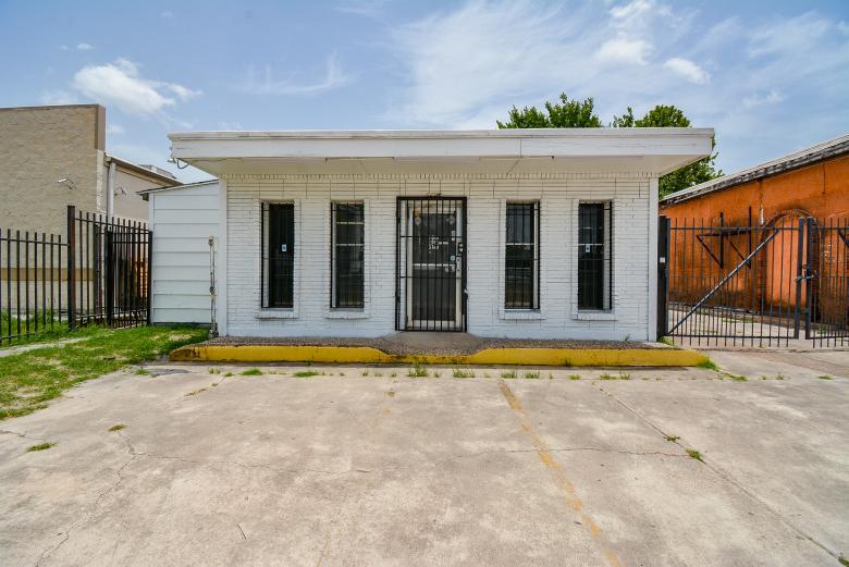 1804 N Main St, Houston, TX for lease - Building Photo - Image 1 of 14