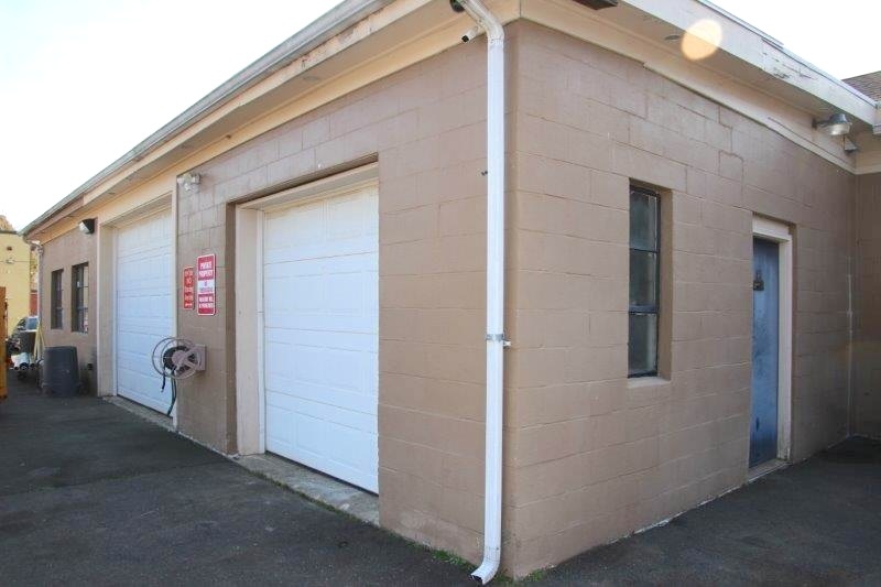 356 Old Maple Rd, North Haven, CT for lease - Building Photo - Image 3 of 7