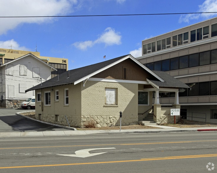 238 S Arlington Ave, Reno, NV for sale - Primary Photo - Image 1 of 2