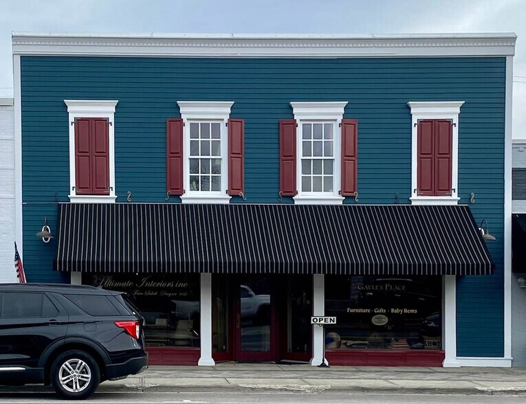 24 N Main St, Kilmarnock, VA 22482 Retail for Sale