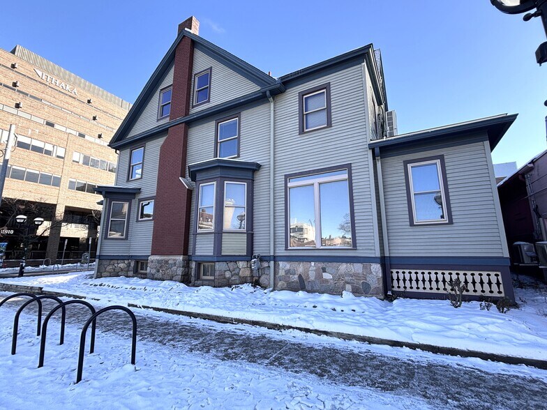 302 E Liberty St, Ann Arbor, MI for lease - Building Photo - Image 2 of 3