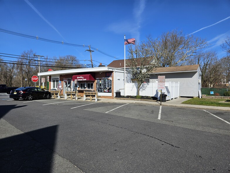 46 Main St, New Egypt, NJ for sale - Primary Photo - Image 1 of 4