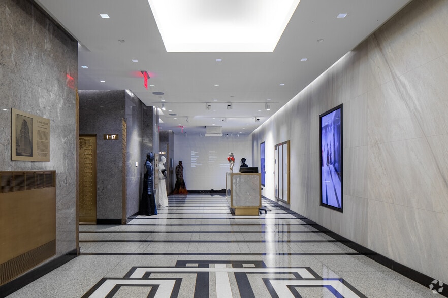 10 Times Sq, New York, NY for lease - Lobby - Image 2 of 12