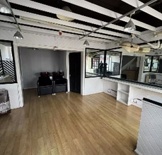 92 Mill Ln, Wallasey for lease Interior Photo- Image 1 of 4