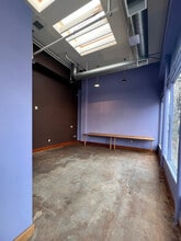 1010 NW Flanders St, Portland, OR for lease Building Photo- Image 2 of 2