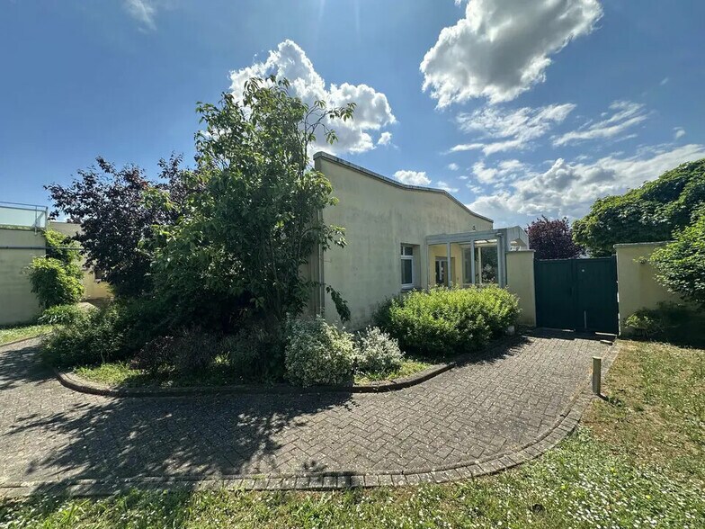 Office in Molsheim for sale - Building Photo - Image 3 of 10